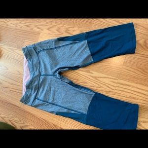 Lululemon Leggings blue crop leggings